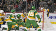 Bold-y move: Wild pull goalie in overtime and stun Nashville