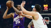 Suns Squeeze Past Cavs as Stars Shine