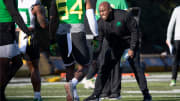 Oregon Finalizes Contract Extension for RB Coach Carlos Locklyn: Report