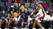 Indiana in Contact With Mount St. Mary's Transfer Dakota Leffew