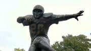 Detroit Lions Unveil Exquisite Barry Sanders Statue
