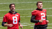 Aaron Rodgers Hopes to Join Coaches Box With Jets When Able to Travel