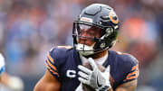 Bears WR D.J. Moore Exits vs Cardinals With Injury