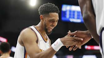 Report: Timberwolves Interested in Signing Former Suns PG