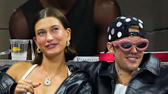 Justin Bieber Wears New Balance 550s at US Open