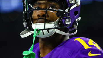 Watch: Redskins' Daron Payne Force Early Diggs Fumble