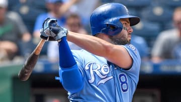 Brewers Acquire Royals Third Baseman Mike Moustakas