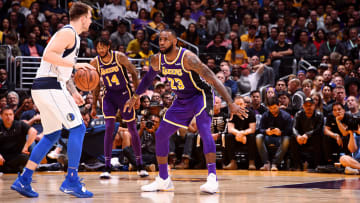 Lakers Survive Luka Doncic-Led Rally, Free-Throw Misadventures to Beat Mavs