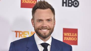 Comedian Joel McHale to Host Sports Illustrated's Sportsperson of the Year Show