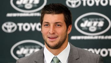Tim Tebow the baseball player wouldn’t be the only two-sport NFL veteran