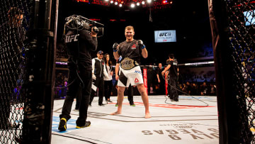 Stipe Miocic knocks out Fabricio Werdum to win UFC 198