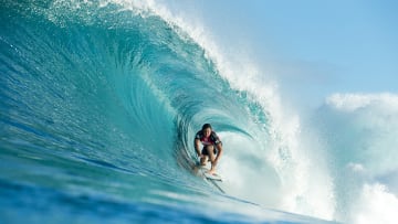 Hey, bro, at the Pipeline, Quiksilver surfer Reef McIntosh runs the show