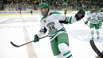 NCAA men’s hockey roundup: North Dakota, BC book trips to Frozen Four