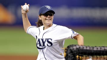 Chelsea Baker dreams of pitching in college and MLB. Can she do it?