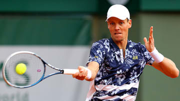 Photos: French Open fashion misses