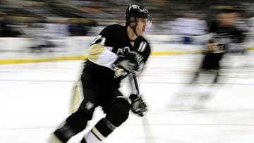 Penguins blow Blackhawks off top of Power Rankings