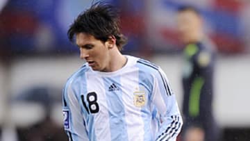 Five paths to salvage Argentina's road to the World Cup in 2010