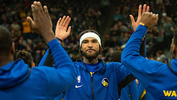 Report: Mavs Add Frontcourt Depth in Trade For Willie Cauley-Stein