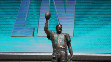 Top 10 Miami Dolphins Players of All Time