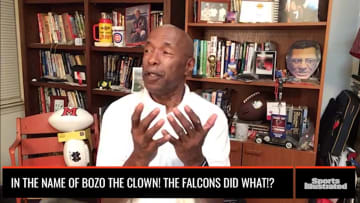 Before That Onside Kick For The Dallas Cowboys, The Atlanta Falcons Had A Mysterious Timeout