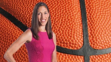 Lobo Envisions WNBA Draft Trade For Pick-Rich Dallas Wings