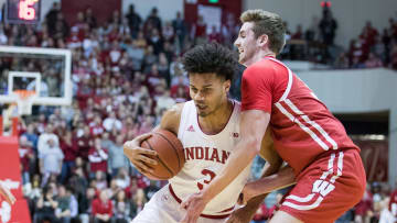 Virginia Tech Basketball in Contact with Indiana Graduate Transfer Justin Smith