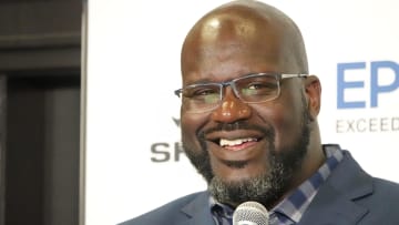 Lakers: Shaquille O'Neal Wears Wig To Cover His Head For Hilarious Reason