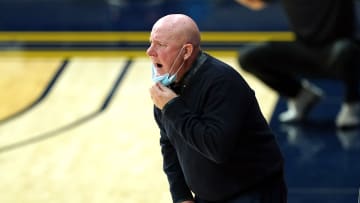 Report: Seattle Basketball Coach Jim Hayford on Leave for Using Racial Slur on Two Occasions