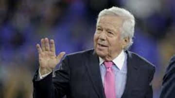Patriots' Robert Kraft, Owners to Vote On New Referee Technology To Replace Chains