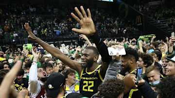 Huskies Unearth a Big Man, Welcome Oregon's Kepnang