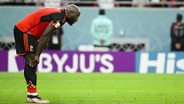 Lukaku in Disbelief After Brutal Miss in Final Minute Of Regulation (Video)