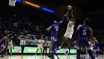 Wilson Says Good Bye to UW Hoops, Enters Transfer Portal