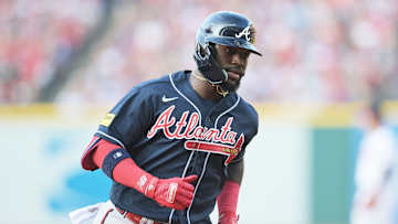 WATCH: Money Mike performs some highway robbery on Lars Nootbaar