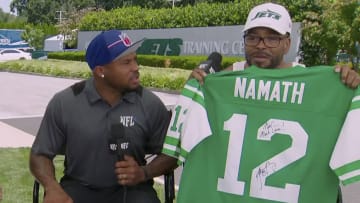 Legendary Emcee Lives out Dream with Jets