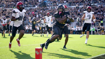 Knights Win Thriller Over Bearcats