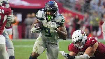 WATCH: Seahawks RB Kenneth Walker III scores 2 TDs in win over the Cardinals