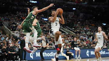 Spurs at Bucks GAMEDAY Preview: How to Watch, Injury Report, Betting Odds