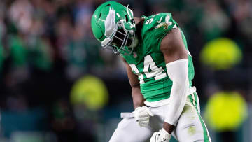 Broncos Land Pro Bowl OLB in Wild Trade Proposal With Eagles