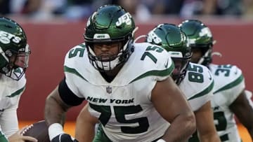 Jets Face 'Difficult' Contract Decision on Alijah Vera-Tucker