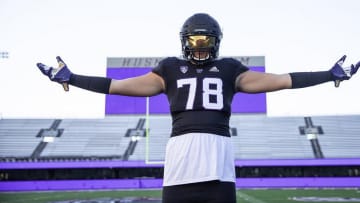 In Jake Flores, Huskies Found an O-Lineman Who Plays Every Spot