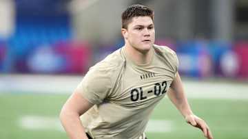 WATCH: Notre Dame OT Joe Alt Shows Off Impressive Speed in 40-Yard Dash at NFL Combine