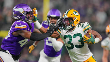 Former Packers Star Aaron Jones Signing With Rival Vikings