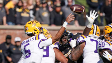 Around The SEC: LSU Fans React To Lackluster First Quarter vs. Mizzou