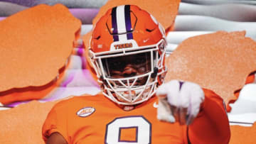 Clemson Signing Day: Clemson flips an offensive lineman, signs another.