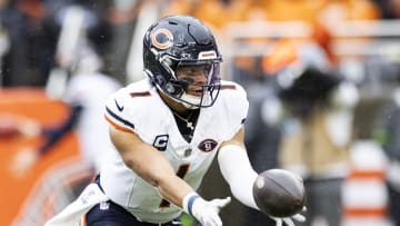 Cardinals vs. Bears Prediction, Player Prop Bets & Odds for Sunday, 12/24