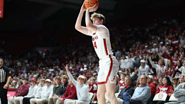 Sam Walters Provides Needed Spark in Alabama Basketball Win over Florida