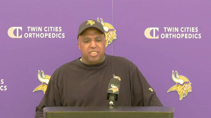 Edwards Talks Defending The Play Action and Jalyn Holmes' Development