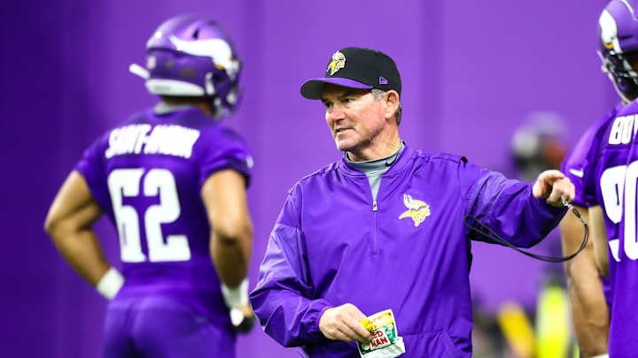Zimmer Evaluates Team Entering Training Camp