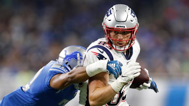 Report: TE Matt LaCosse suffered sprained ankle in preseason opener, won't play vs. Titans