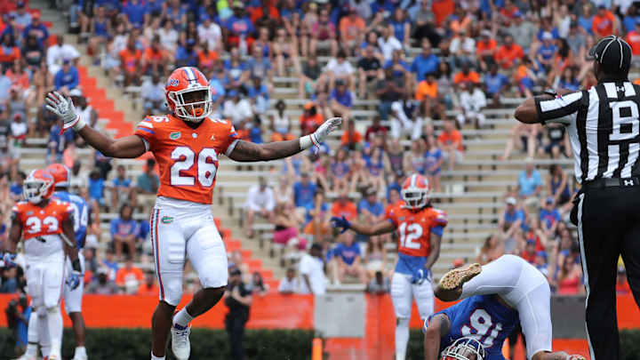 Gators dismiss defensive back John Huggins from program, per report